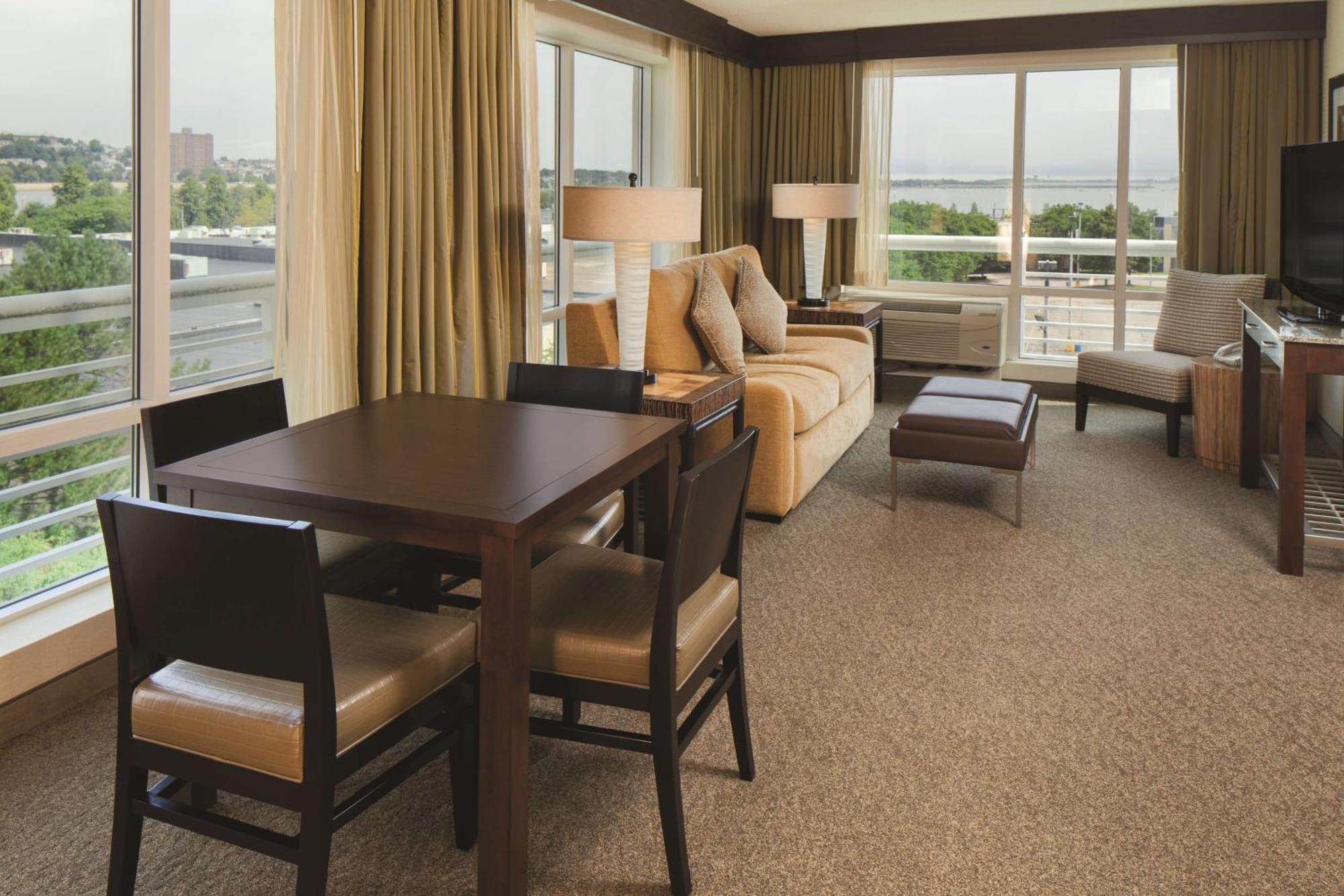 Doubletree By Hilton Hotel Boston Bayside Luaran gambar