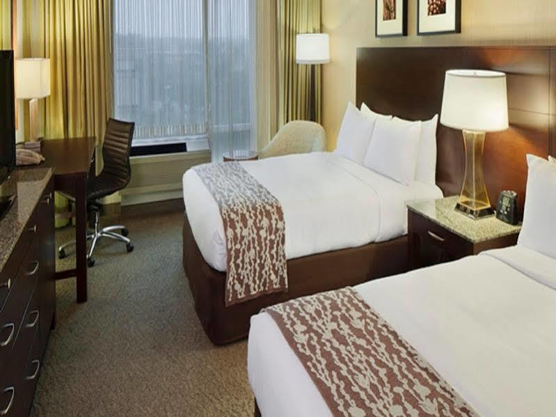 Doubletree By Hilton Hotel Boston Bayside Luaran gambar