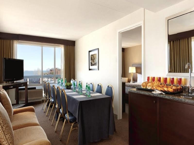 Doubletree By Hilton Hotel Boston Bayside Luaran gambar