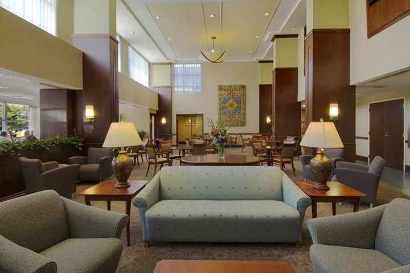 Doubletree By Hilton Hotel Boston Bayside Dalaman gambar